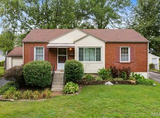 10521 Saint Henry Ln, Saint Ann, MO