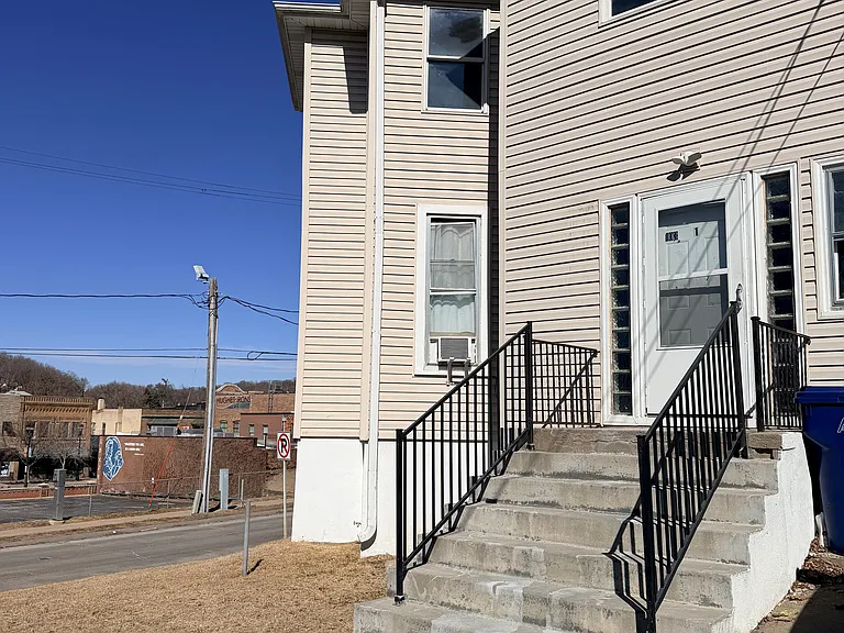 103 Park Ave #4 — Photo 6