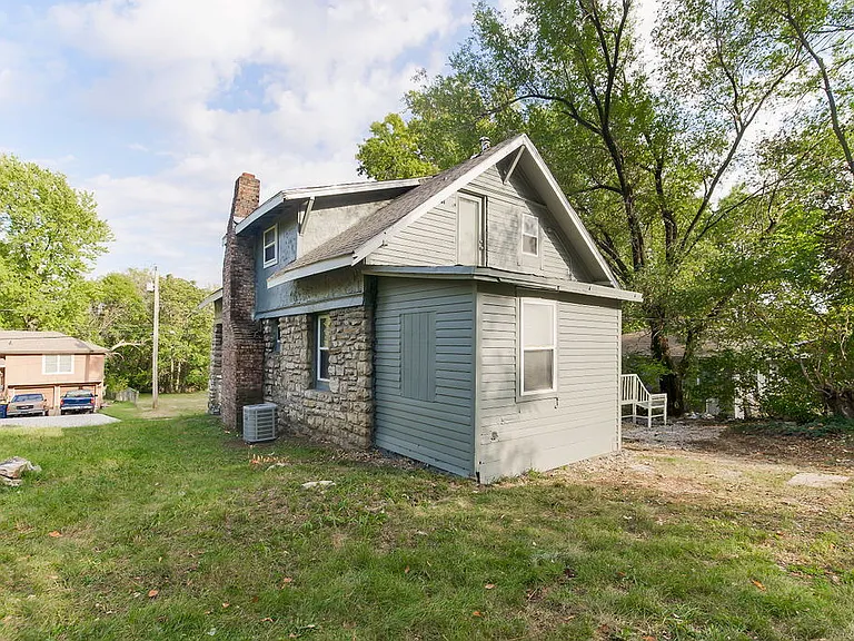 5424 Bellefontaine Ave — Photo 26