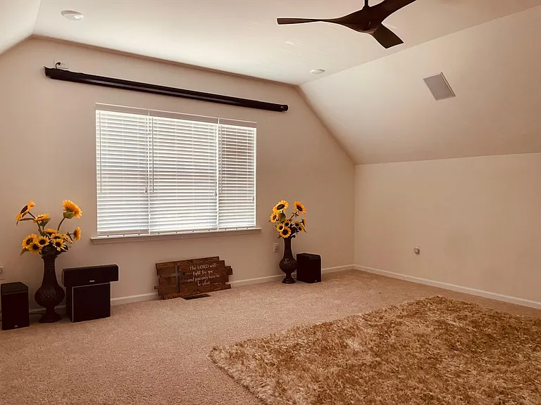 4860 Lily Garden Dr — Photo 40