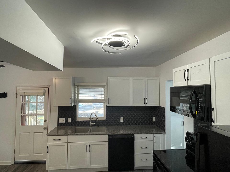 1st image of 3434 Blaisdell Ave