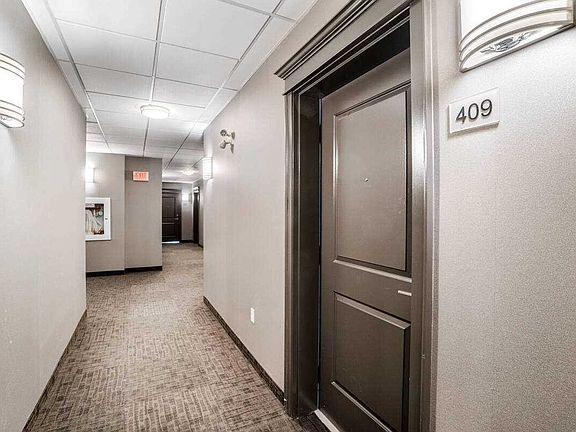 3rd image of 5020 Corporate Dr #409
