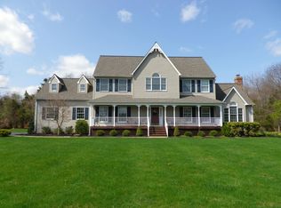 17 Morning Star Rd, Flemington, NJ 08822