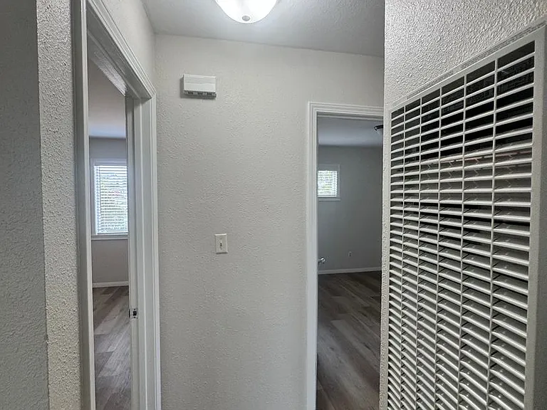 6150-52 Horton Dr — Photo 11