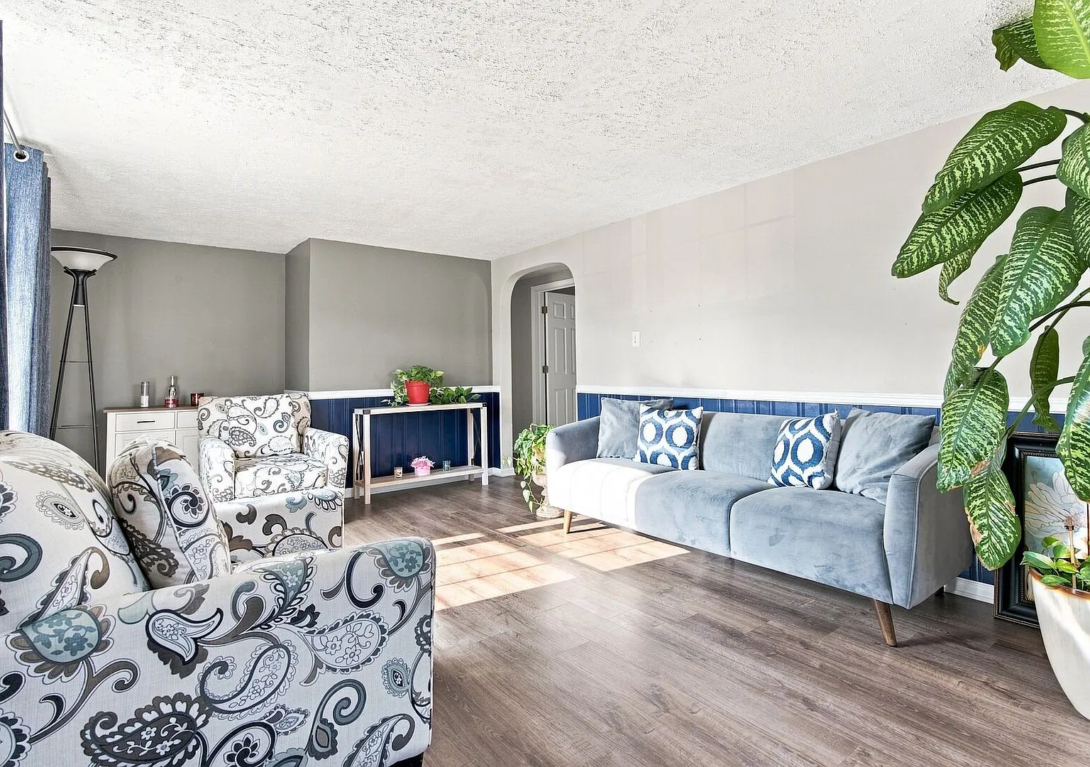 3 bed, 1.5 bath, 1472 sqft, $2,500 — Photo 4