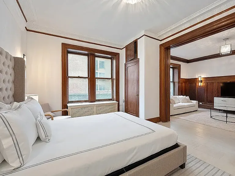 853 7th Ave #2D — Photo 4