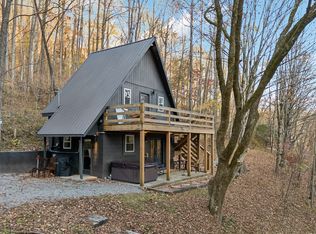 8861 Aunt Helen Rd, Silver Point, TN 38582