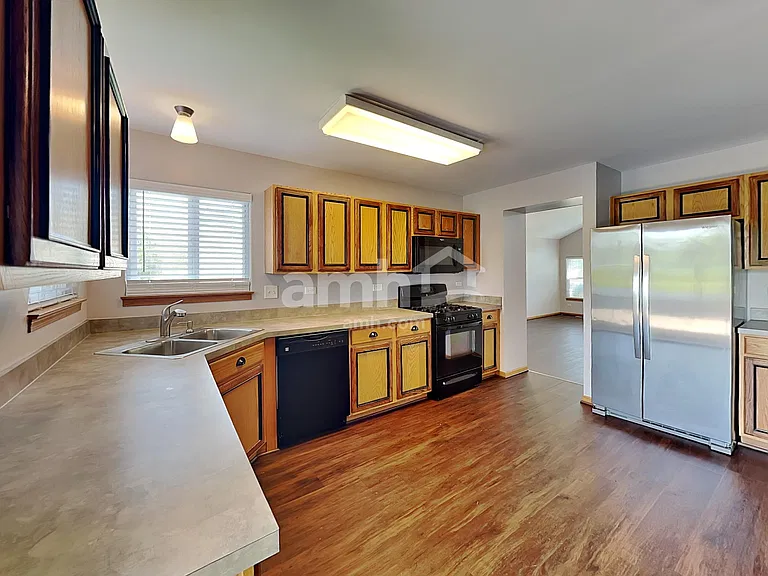 2309 White Eagle Dr — Photo 3
