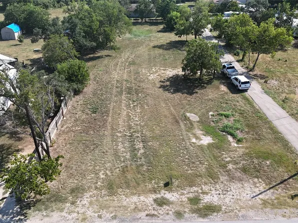 200 Carl Shipp Dr, Liberty Hill, TX 78642