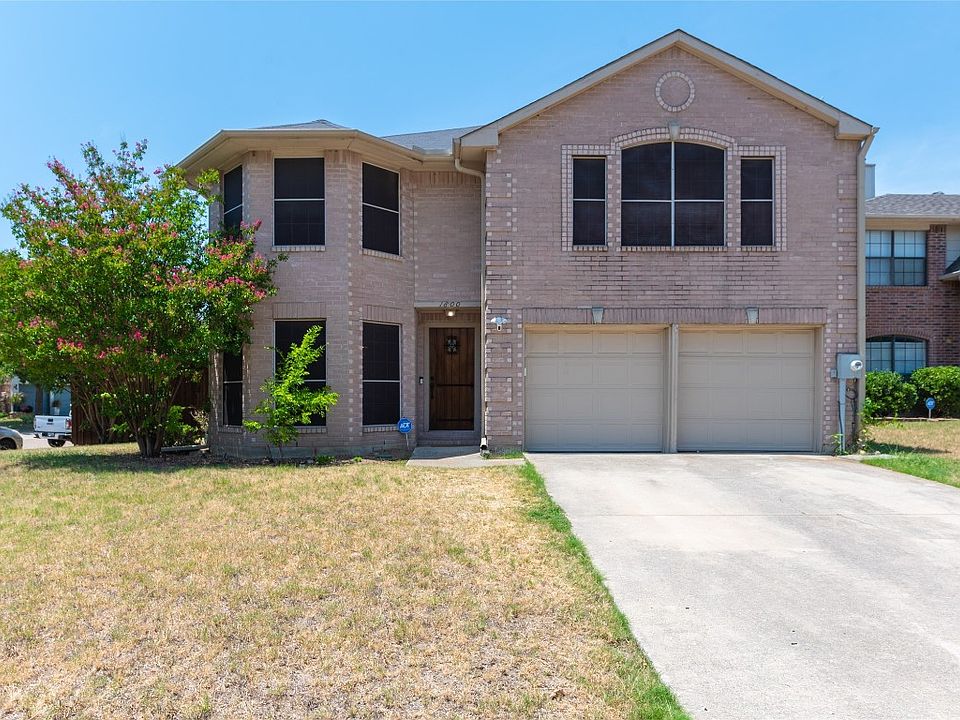 1st image of 1800 Rose Cir