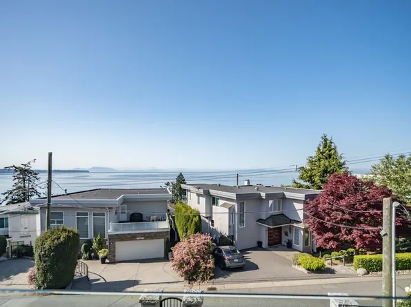 14433 Sunset Ln, White Rock, BC V4B 5J7