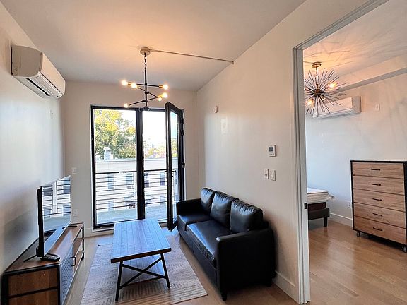 2nd image of 2708 Snyder Ave APT 206