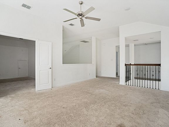 5th image of 1211 Sweetgum St