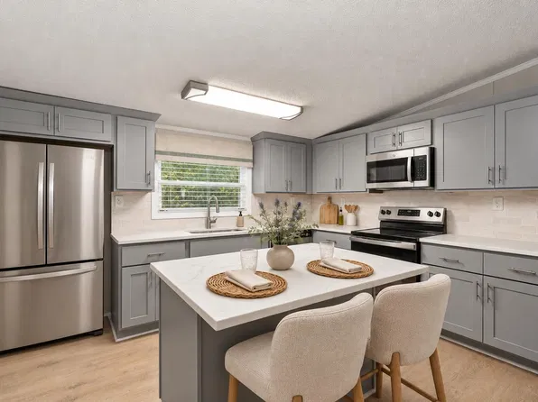 484 Valley Forge Way S, Cameron, NC 28326