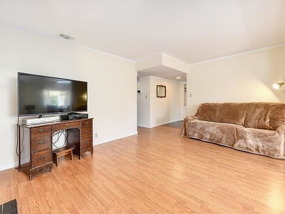 4th image of 8800 Canarsie Ave