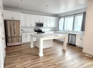 3300 E Gallio Ave, Eagle Mountain, UT 84005