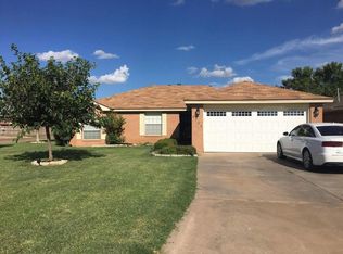 2708 Kermit Dr, Plainview, TX 79072