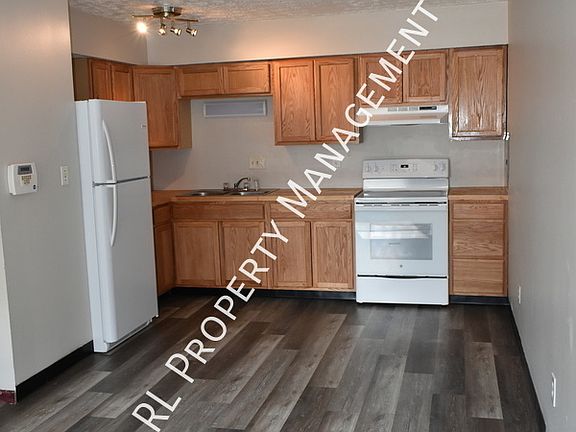 4th image of 644 Reinhard Ave #644