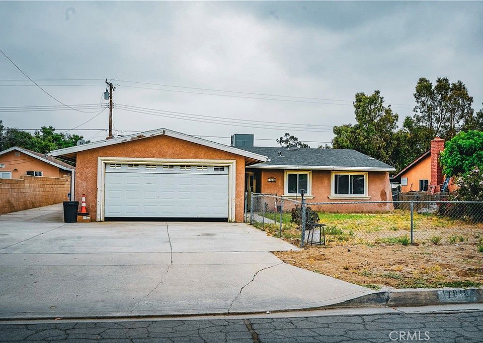 1st image of 17818 Valencia Ave