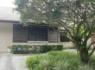 10445 98th St, Largo, FL 33773