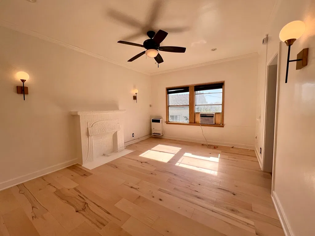 535 N Alexandria Ave — Photo 4