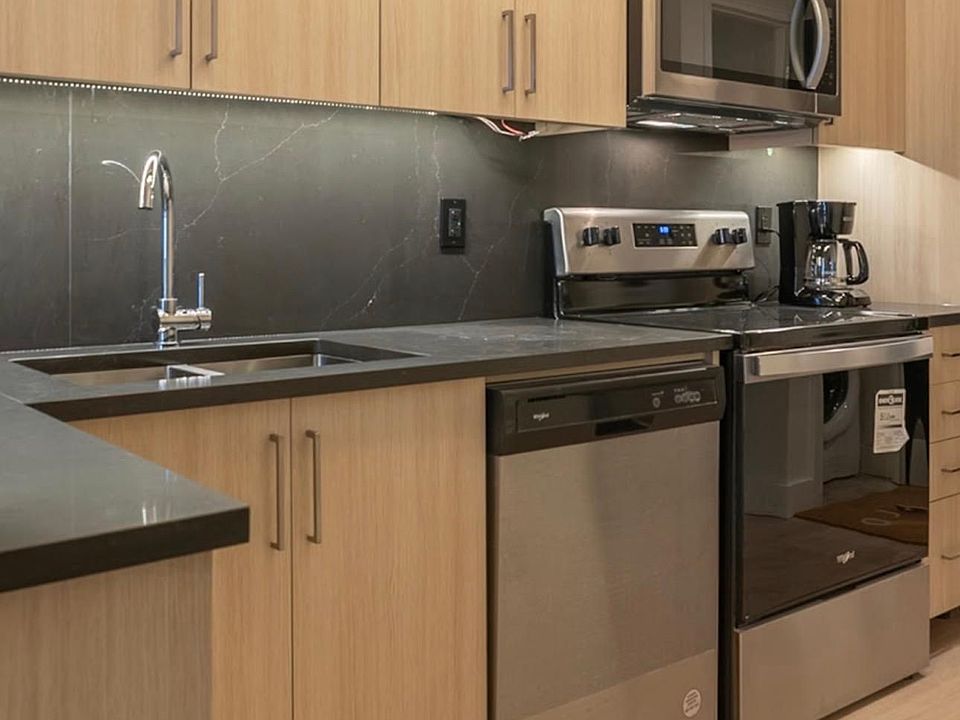 1st image of 145 Columbia St W #1808