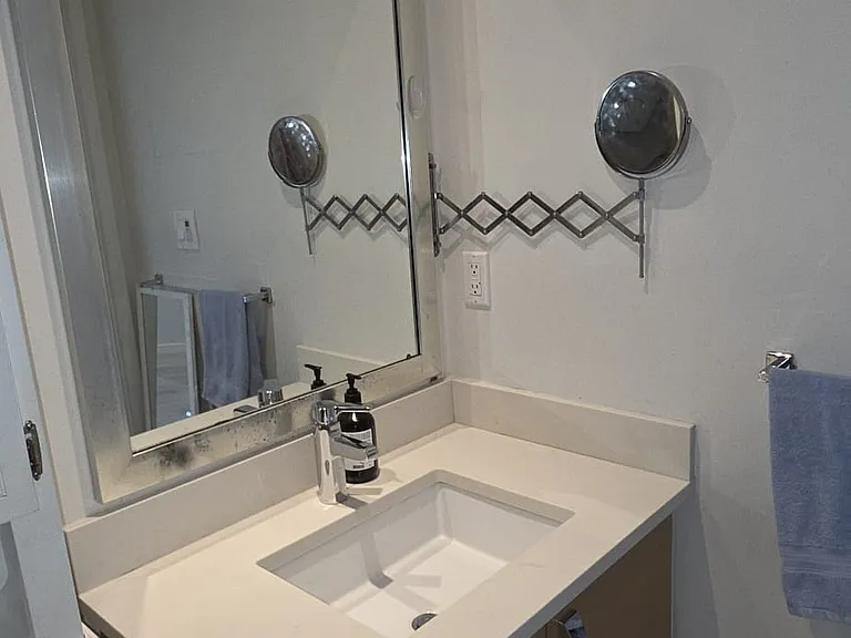 2033 W 10th Ave #901 — Photo 26