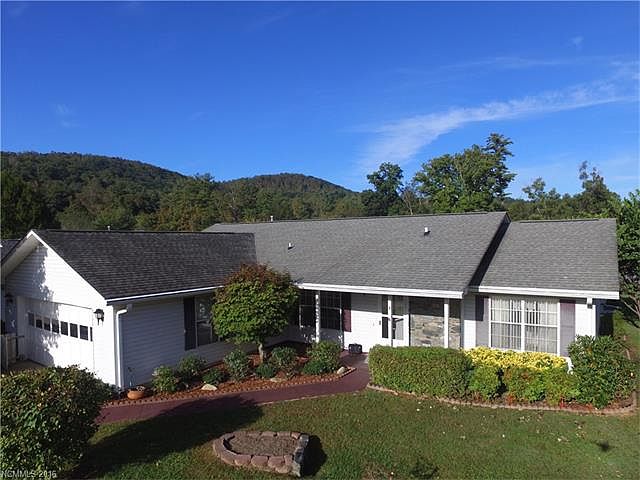 1st image of 571 Woodfield Ln