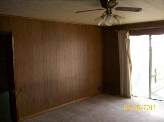 4th image of 3169 S Manson B St