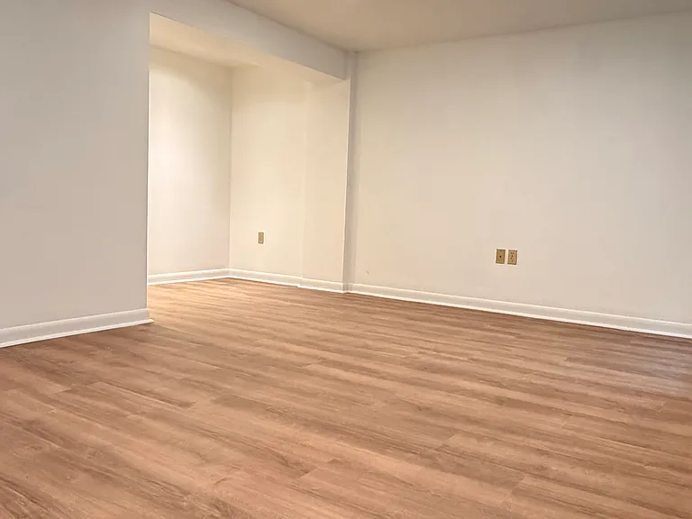1088 Monticello Ln #1 — Photo 14