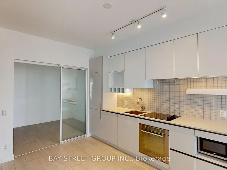 950 Portage Pkwy #3305 — Photo 3