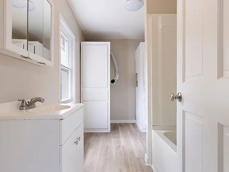 901 N Horace Ave — Photo 2