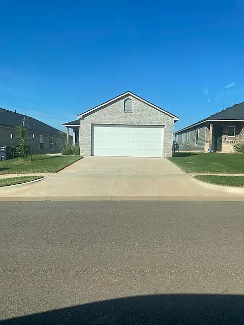 10412 Baled Bermuda Rd