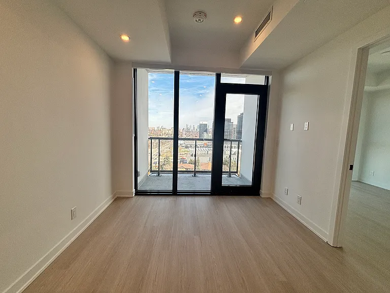 699 Sheppard Ave E #601 — Photo 13