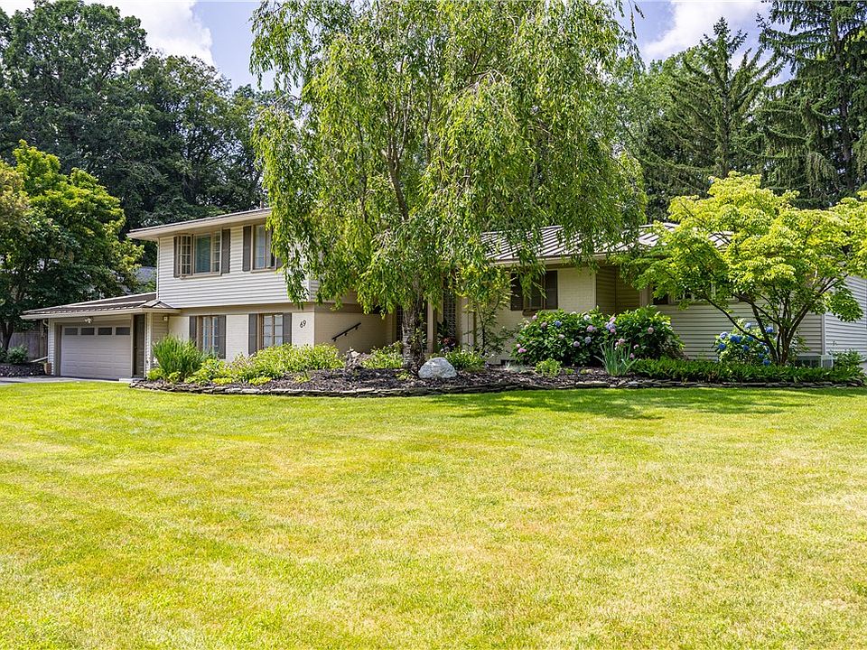 1st image of 69 Brookwood Rd