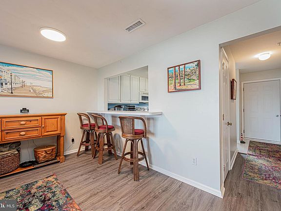 5th image of 37191 Harbor Dr #3204