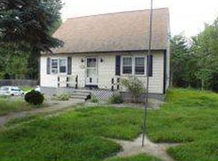 458 Old Francestown Rd, Weare, NH 03281