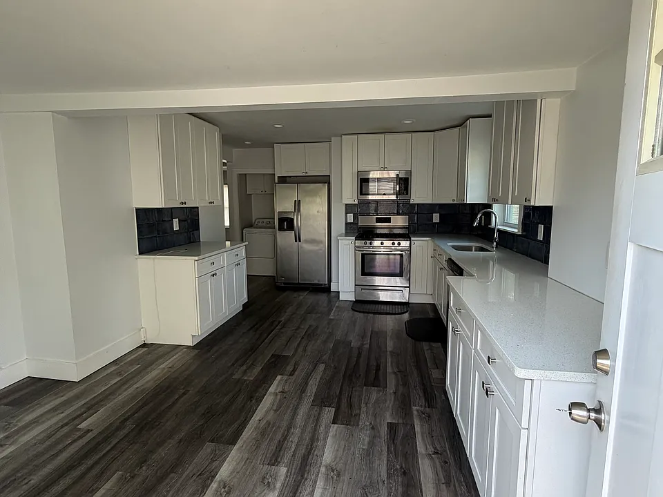 91A River Ave #A