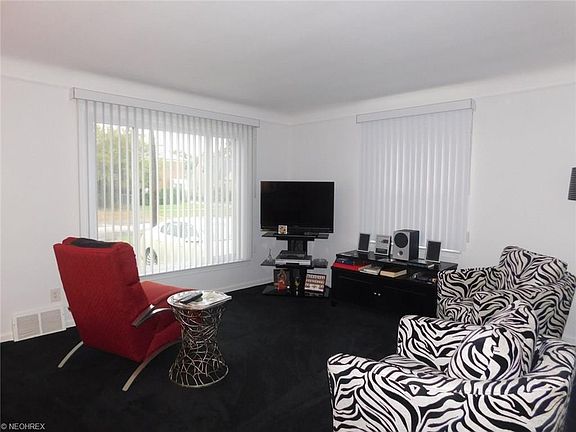 2nd image of 6112 W 54th St