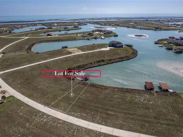 296 E Lago Loop, Pt O Connor, TX 77982