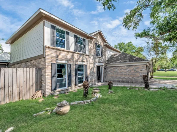 12418 Mill Ridge Dr, Cypress, TX 77429