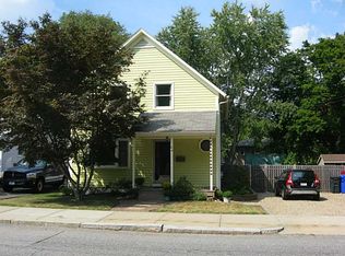 94 Turner Ave, Riverside, RI 02915
