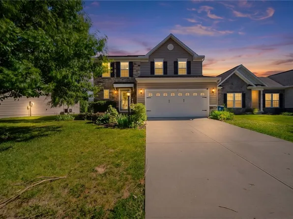 5148 Dayflower Dr, Tipp City, OH 45371