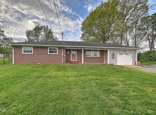 234 W Doe Ave, Elizabethton, TN 37643