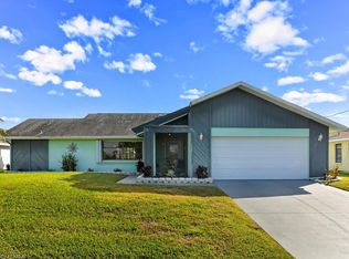 1821 SE 5th Ct, Cape Coral, FL 33990
