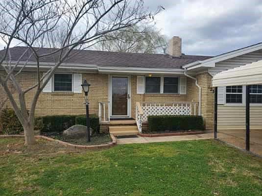 3rd image of 125 Oakman St
