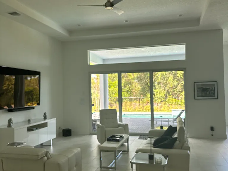10082 Timber Creek Way — Photo 4