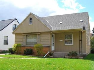 4249 N 88th St, Milwaukee, WI 53222