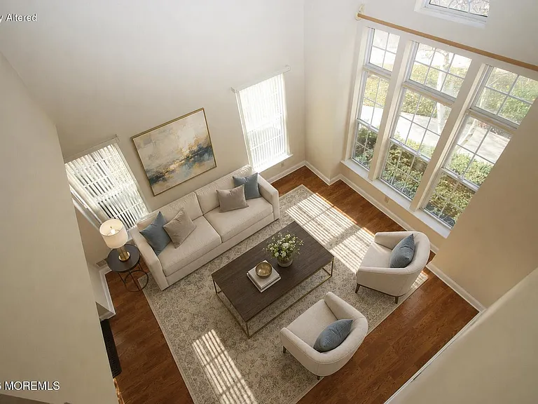 86 Banyan Blvd — Photo 3