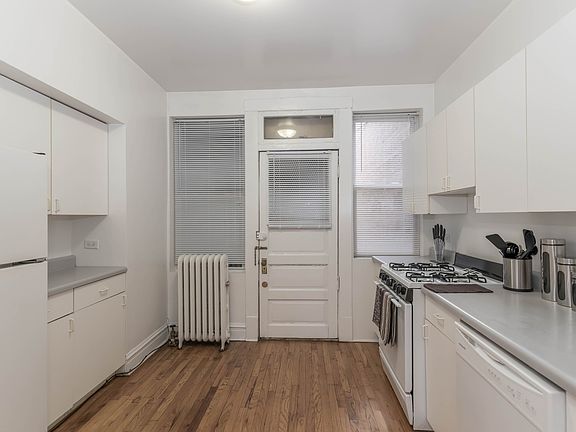 3rd image of 4874-80 N Ashland Ave #48743E